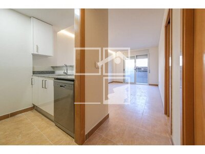 Local en Mancomunitat, Santa Eulàlia de Riuprimer Barcelona