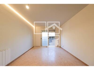 Local en Mancomunitat, Santa Eulàlia de Riuprimer Barcelona