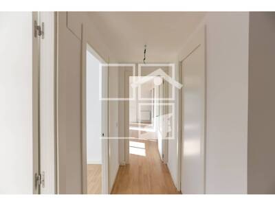 Inmueble en de la Serra, Barcelona