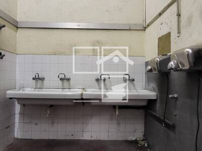 Local en FONT SANTA , Sant Pere de Torelló Barcelona