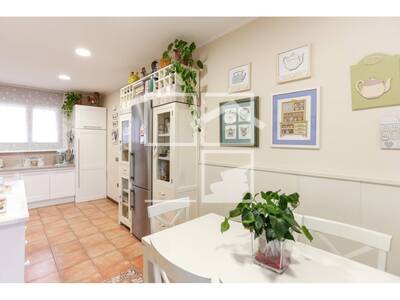 Local en BayÃ©s, Tona Barcelona