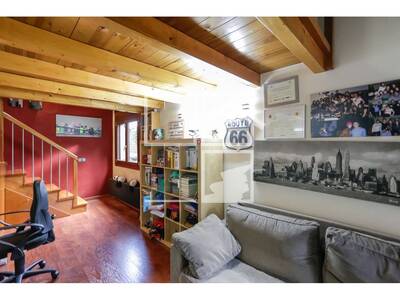 Local en BayÃ©s, Tona Barcelona