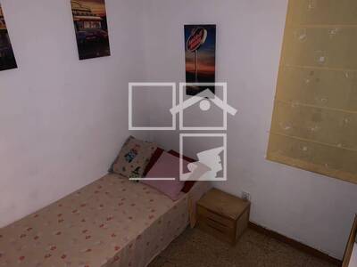 Local en Roger de LlÃºria, Santa Coloma de Gramenet Barcelona