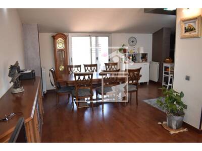 Inmueble en carretera nova, Barcelona