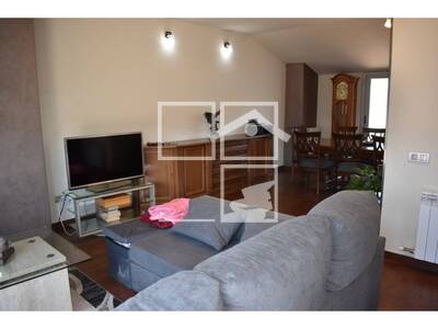 Inmueble en carretera nova, Barcelona