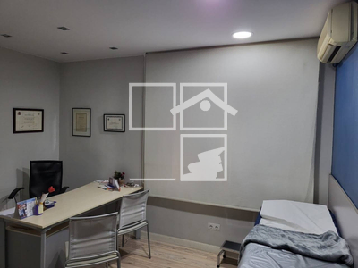 Inmueble en Calle Ignasi Iglesias   7 BAJOS, Barcelona