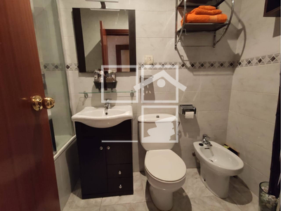 Inmueble en Calle Borges Blanques    bajos , Barcelona