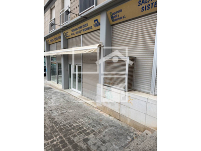 Inmueble en Calle Dibuixant Avellaneda    LOCAL, Barcelona