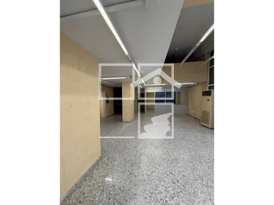 Local en Calle Dibuixant Avellaneda    LOCAL, Terrassa Barcelona