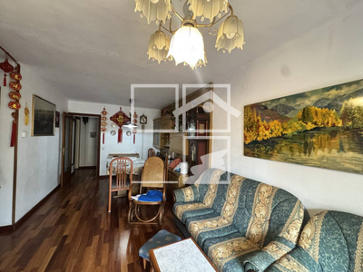 Local en Olot Girona