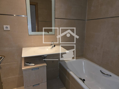 Inmueble en Calle FERRAN CASABLANCAS    1º, Barcelona