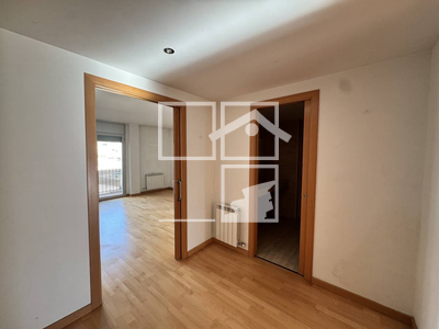 Local en Olot Girona