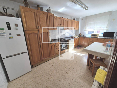 Local en Calle Circunvalación    2, Santa Coloma de Gramenet Barcelona