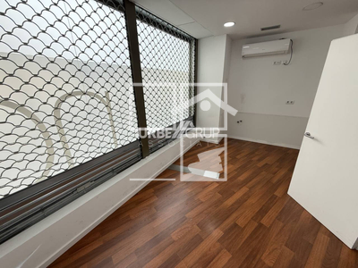 Local en Calle BALDRICH Número 74  , Terrassa Barcelona