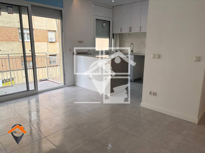 Inmueble en Calle José Aparici    2º, Barcelona