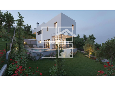 Inmueble en Calle JOSEP VALLES  Número 32  , Barcelona