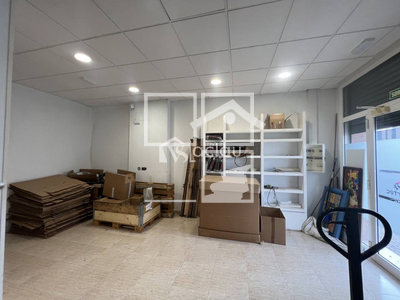 Local en Calle Francesc  Macià    l2 , Olesa de Montserrat Barcelona